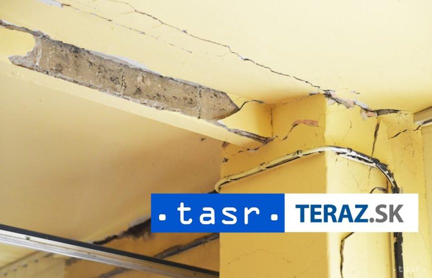 ZEMETRASENIE s magnitudou 7 3 Plati vystrasa pred cunami