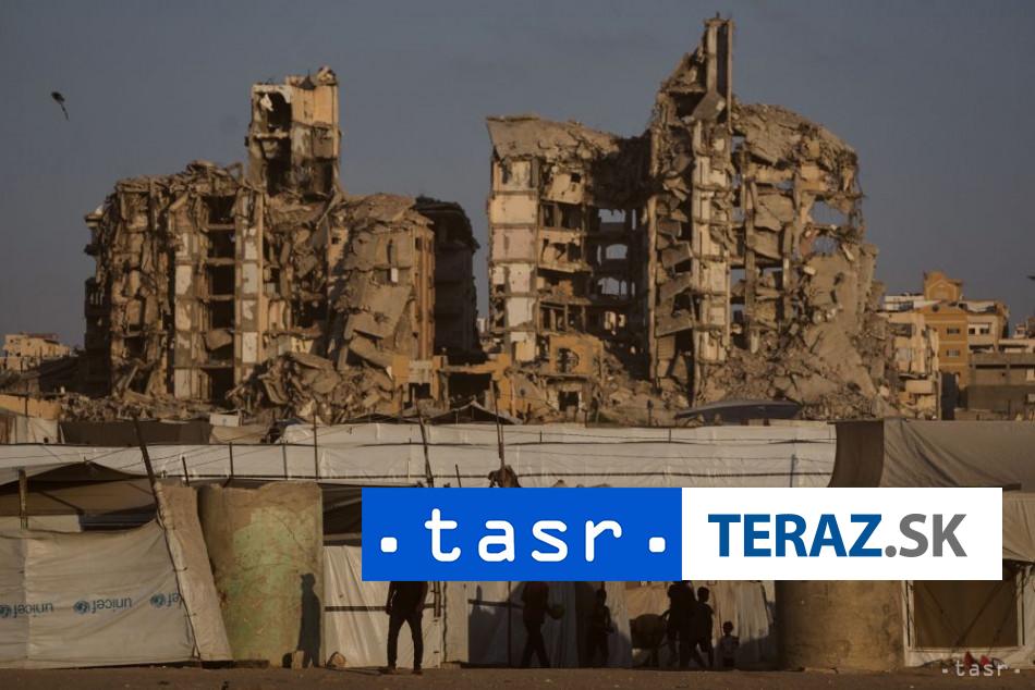 Izrael varoval Hamas pred vypustanim balvonov a dronov z Pasma Gazy