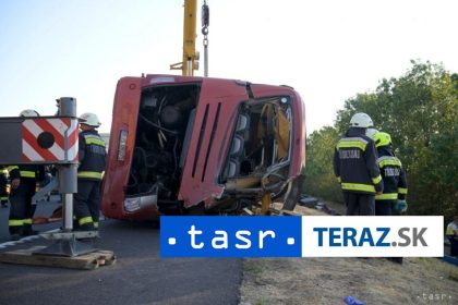 Polsky special prepravi domov 22 zranenych pri nehode v Madarsku