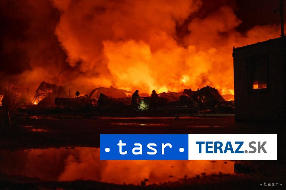 V Kyjeve sa ozvali vbuchy pri metropole prili o ivot traja udia