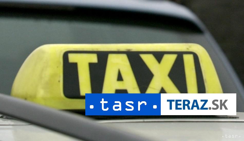 VYPATRALI MLADIKOV POLICIA VYSETRUJE TINEDZEROV ZA UTOK NA TAXIKARA