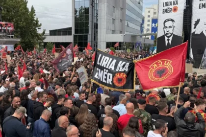 Kosovo netrpezlivo očakáva rozsudok v procese s bývalým prezidentom Thacim