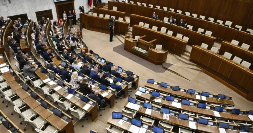 Poslanci ukončili schôdzu hlasovaním o návrhoch ministerstiev dopravy a pôdohospodárstva