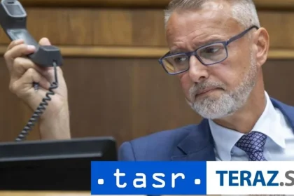 Raši aj Šutaj Eštok odsúdili vyhrážky voči ústavným činiteľom