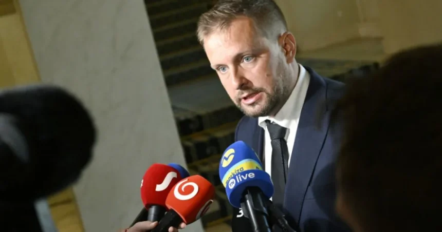 Šaško: Stav žiačky po útoku v Staškove je aj naďalej mimoriadne vážny