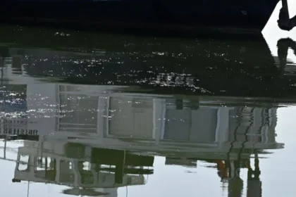 PREVRÁTENIE LODE NA GANGE: Zomrelo najmenej 13 detí